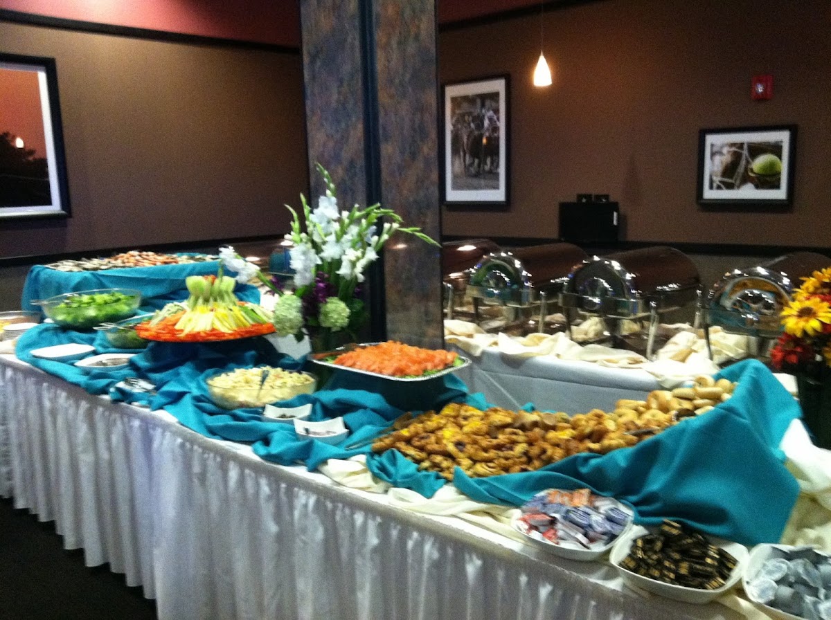 Mcloone's Woodbridge Grille